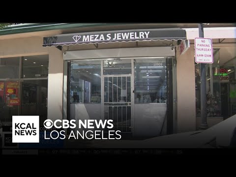 $1.5 million in gold and jewels stolen after burglars cut through roof of El Monte jewelry store