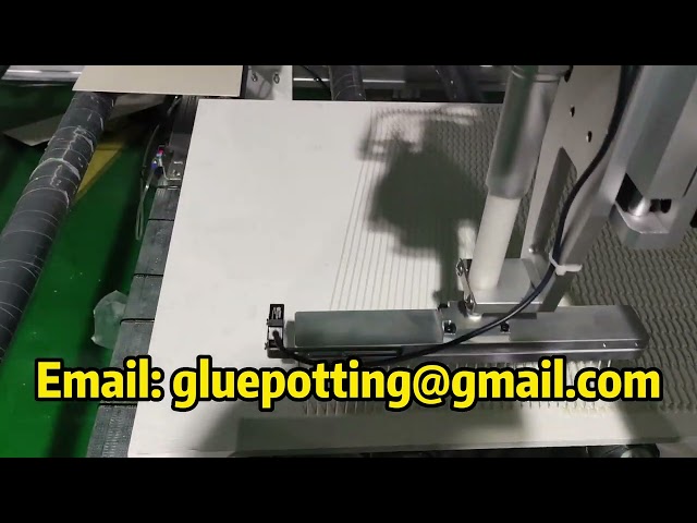 Fully Automatic Glue Spraying Machine for Exterior Honeycomb Panel Fire-Proof Door Fefrigerated Truck Body Panels