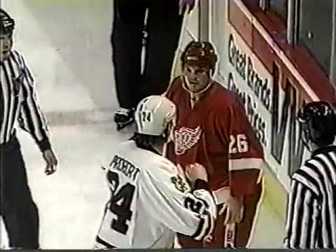 Bob Probert vs Joey Kocur Round 3