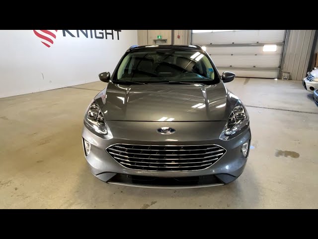 2021 Ford Escape Titanium Hybrid AWD in Cars & Trucks in Moose Jaw