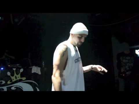 8.Phyrosun - Άνθρωπος στο καθρέφτη / PHYROSUN LIVE @ KOOKOO ΠΑΡΑΣΚΕΥΗ 18/10