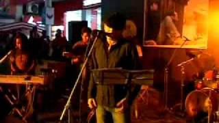 Mohit Chauhan performing Dooriyan Live!