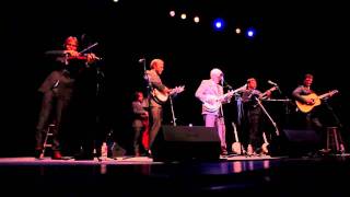 The Steep Canyon Rangers with Steve Martin: An Exclusive G&G Video