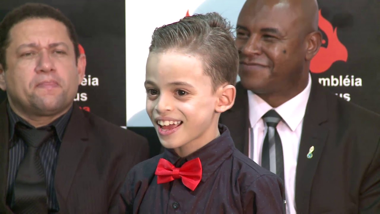 JOÃO VITOR OTA NO CULTO DA LAJE AD ROCINHA CONGREGAÇÃO MADUREIRA - DIA 07 / MAIO / 2018