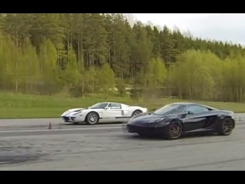Exterior view McLaren MP4-12C vs Ford GT Whipple 4LTwin Screw kompressor (ECU by AG)