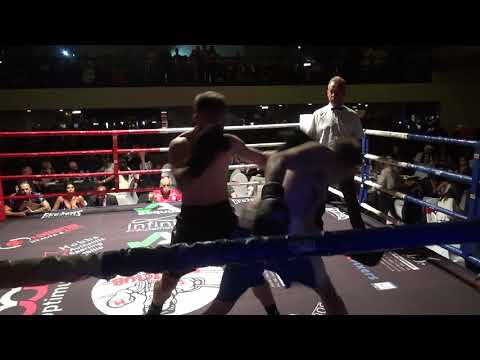 SM Fightclub Hands & Heart Bout 8 Matt 'The Joker' Curtis Vs Chris Lantsbery