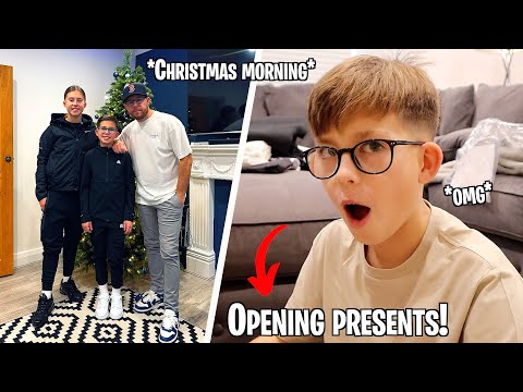 CHRISTMAS MORNING ROUTINE!! *OPENING PRESENTS*
