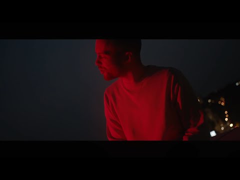 Lukas Droese - Regenzeit (Offizielles Video)
