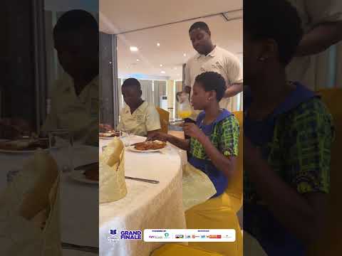 🍽️🔥 Quick Refuel! Literacy Challenge Finalists Take a Lunch Break