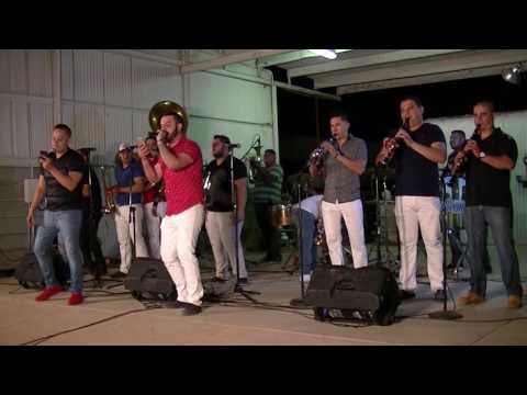 Banda La Alterada- De Phoenix Hasta Chicago (No le Saquen Ni Se Enreden) En Vivo