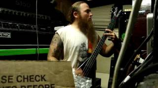 Video thumbnail for Kramer XKB20 in a Ampeg B4R and Ampeg 810 classic by ShaolinLambKiller