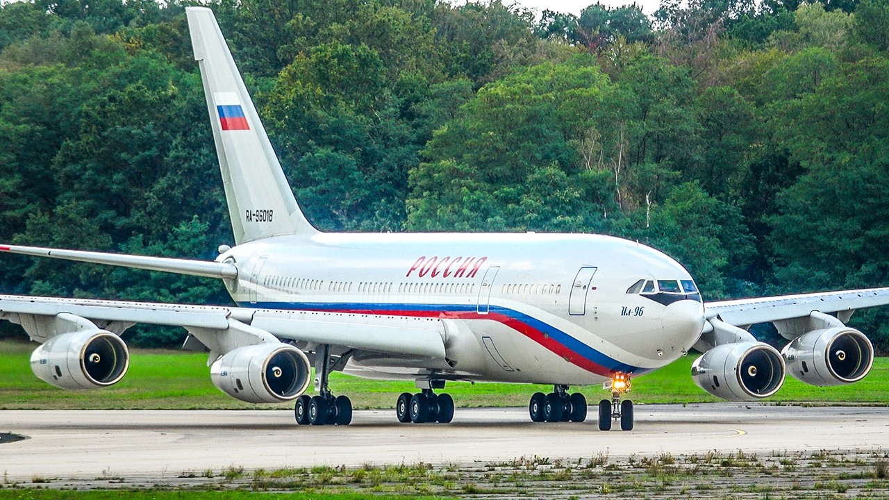 ILYUSHIN IL96 LANDING & DEPARTURE at COLOGNE - Ultra RARE IL96 (4K)