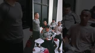 Download lagu APA JADINYA KALAU POLISI BEGINI??? KEBERSAMAAN DREGD SIAP PUSDIK POLAIR DALAM KESEDERHANAAN mp3