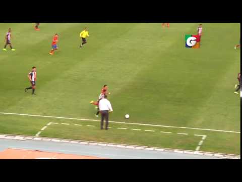 Video Atajada: José Carlos García  24` - Municipal 2-2 Xelajú MC - Clausura 2017