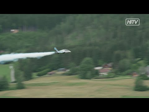 Die Jets donnern über Turnau