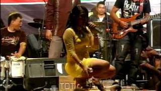 Download lagu Live show GSF Group...di Petukangan Utara... ( Sama Jahatnya Voc.Ely Erlita ) mp3