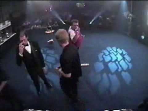 Phil Taylor vs Dave Askew - Part 2 - Golden Harvest 2000 Finals