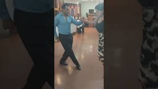 María Ceva y Francisco Forquera después de clase en Friulana Tango