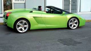 preview picture of video 'Lamborghini Running Down Panama City Streets'