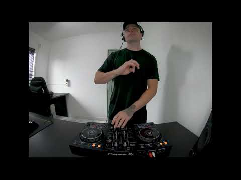 DUKA - TECH HOUSE MIX #069 | RONE WHITE | PEACE MAKER! | ELIS MOSS | JAY FROG | ROWEN CLARK | COINZY