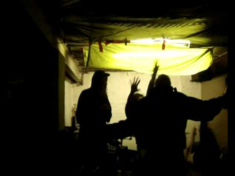 zweitgolf - egal ist 88 - live im Krawallika-Proberaum