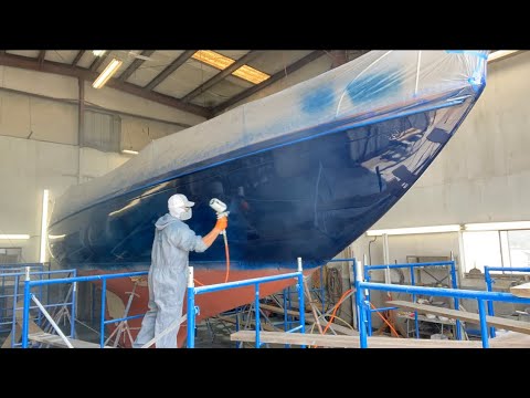HOW TO PREP AND PAINT A BOAT WITH AWLCRAFT 2000 ( 1953 Hinckley )