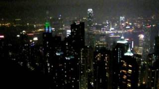 preview picture of video 'Night view over Hong Kong - filmed from the Victoria Peak / Tai Ping Shan'