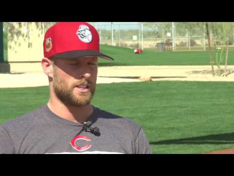 Trade bait?  Reds shortstop Zack Cozart hopes to stay in Cincinnati