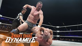 Download the video "Jon Moxley vs Kyle O'Reilly: MATCH HIGHLIGHTS | AEW Dynamite, 10/29/25"