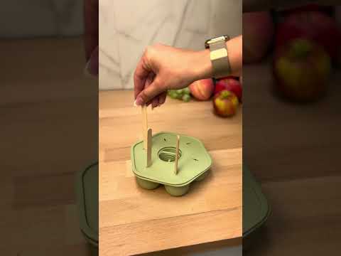 How to save money on Baby Food.  Making your own baby food pouches.
