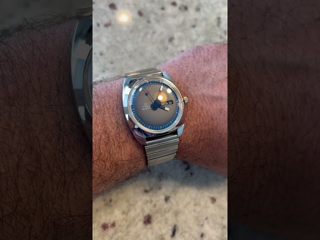 Vídeo relacionado con Timex Enigma Reissue - Reloj de Pulsera analógico de Cuarzo para Hombre