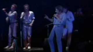 Gainsbourg - Vieille Canaille 1985 (LIVE)