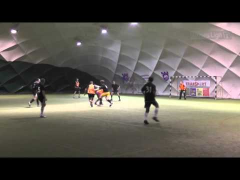 24.11.2014 III Biznes Liga A - EY vs. Google