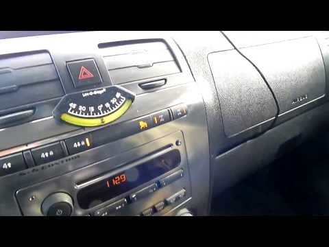 How to Use Four-Wheel Drive 4X4 Control System on Hummer H3 Adventure Package 2009-2010