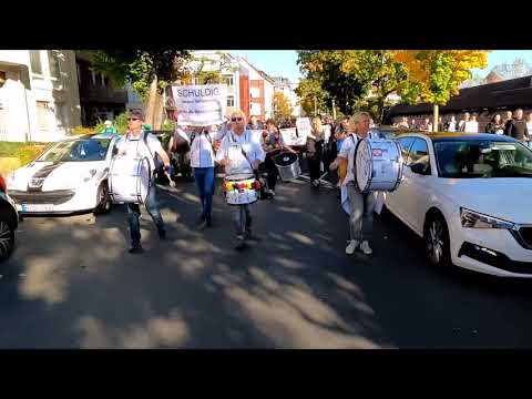 Die Trommler in Nürnberg am 09 10 2021 720p