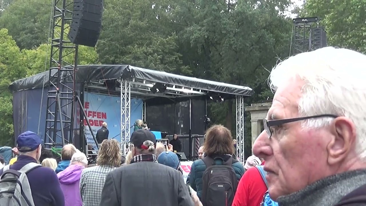 Iris Hefets (Jüdische Stimme für gerechten Frieden in Nahost) / Nadija Samour (de-paläst. Anwältin)