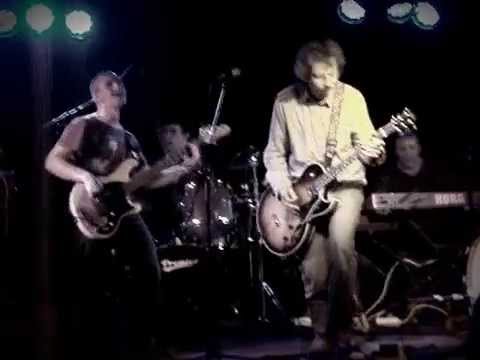 Potty Umbrella - Eamon Dorans, Dublin - 04/02/08