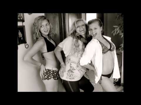 meg lieder  backround song parts of her wonderful life