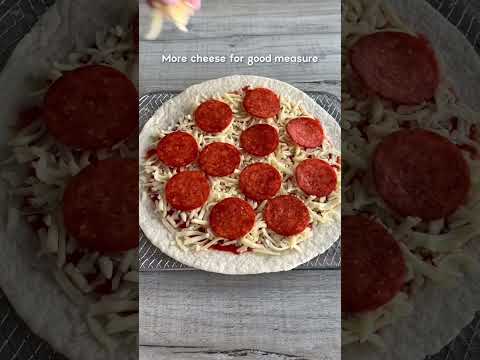 You have to try this tortilla pizza in the air fryer!