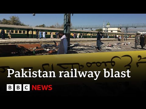 Video | Pakistan railway bomb blast kills at least 25 | BBC News