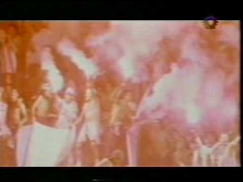 Festejo Racing en la Bombonera 1995 - Bengalas 2