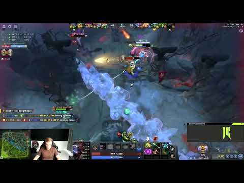 Cr1t is beyond GODLIKE on Clinkz