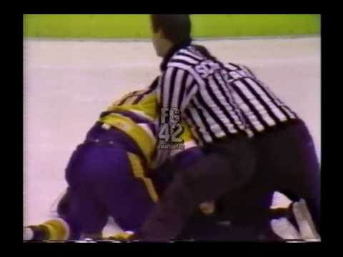 Marty McSorley(pit) vs  Terry Ruskowski(la) 11/17/1984