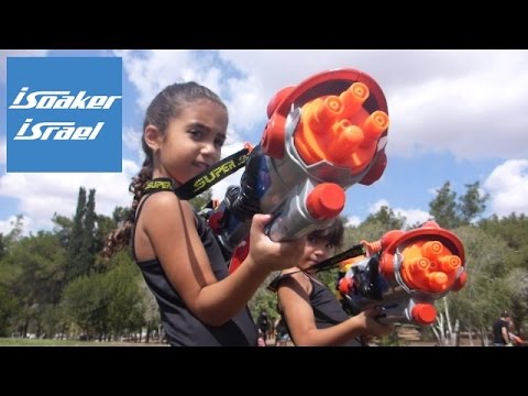 Hasbro Nerf super soakers Vs. LARAMI old CPS super soakers || Old is Better