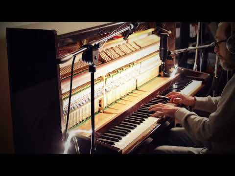 Gianluca Piacenza - Lavender (solo piano live alt session)