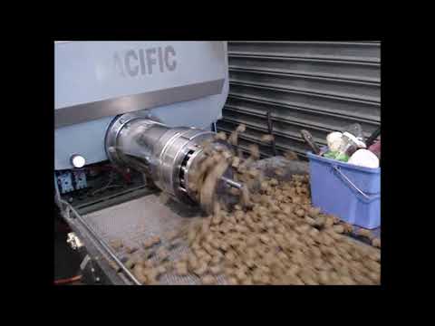 Fish Pellet Attachment on a PACIFIC 1200L Mixer Mincer video thumbnail