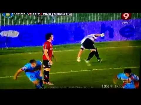 GOL EMILIO ZELAYA ARSENAL 3 vs NEWELLS 2 HD 4/5/2014