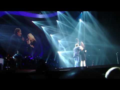 Marco Borsato & Friends, 20-10-2009: "Voorbij" feat. Do (fragment) (HD)