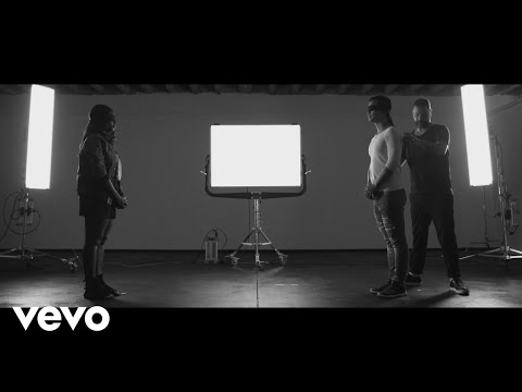 Rea Garvey Kiss Me Deutsche Ubersetzung Lyrics Songtextes De