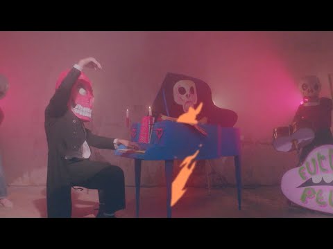 Futuro Pelo - Tango (feat. Mila Stahly) (Official Music Video)